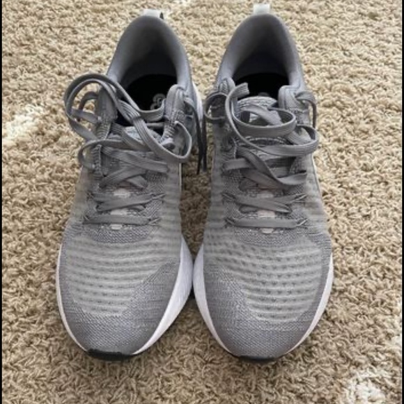 Nike Men’s 11.5 - Picture 3 of 4